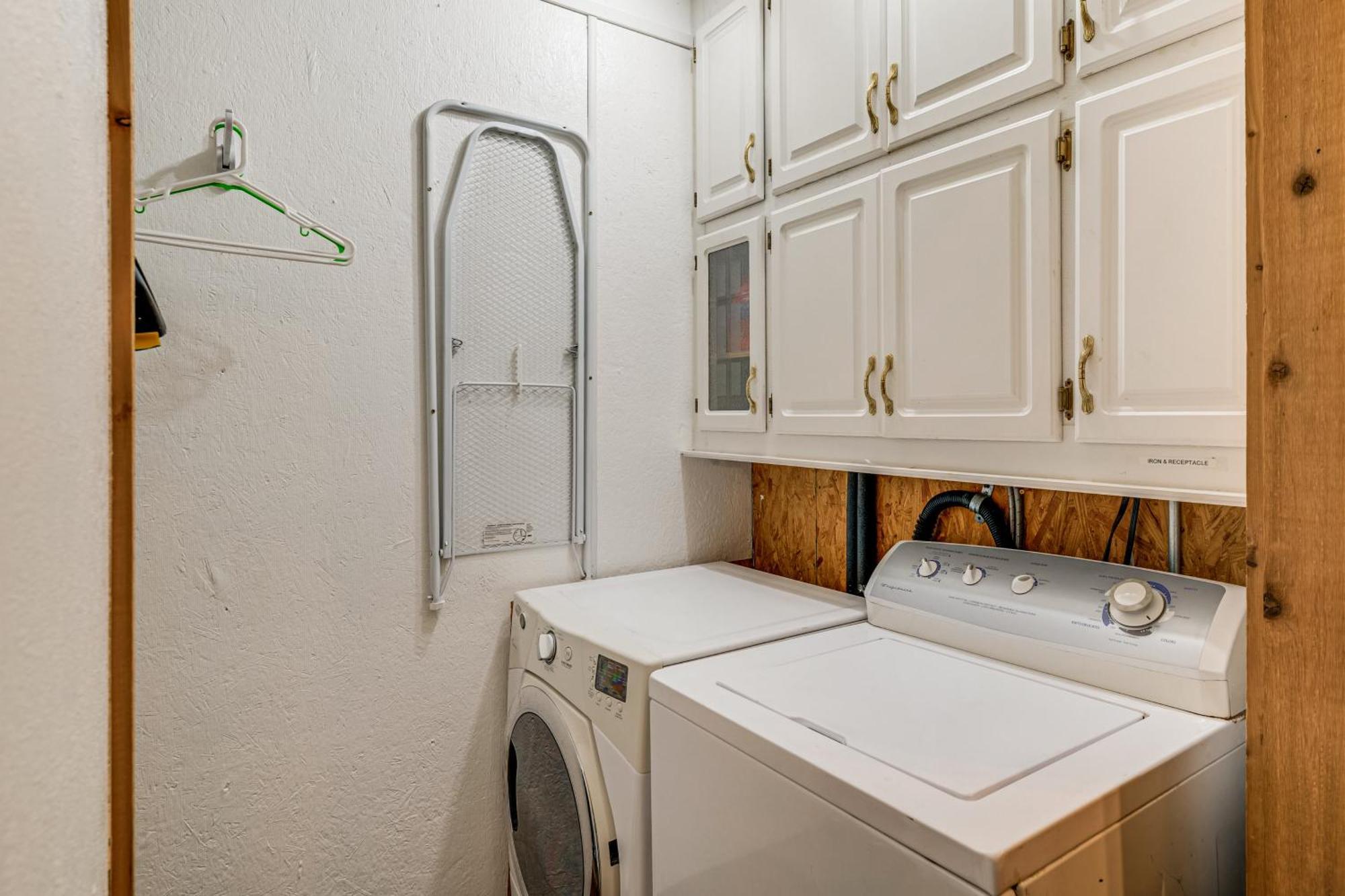 College Station Getaway With Hot Tub And Courtyard! Villa Exteriör bild