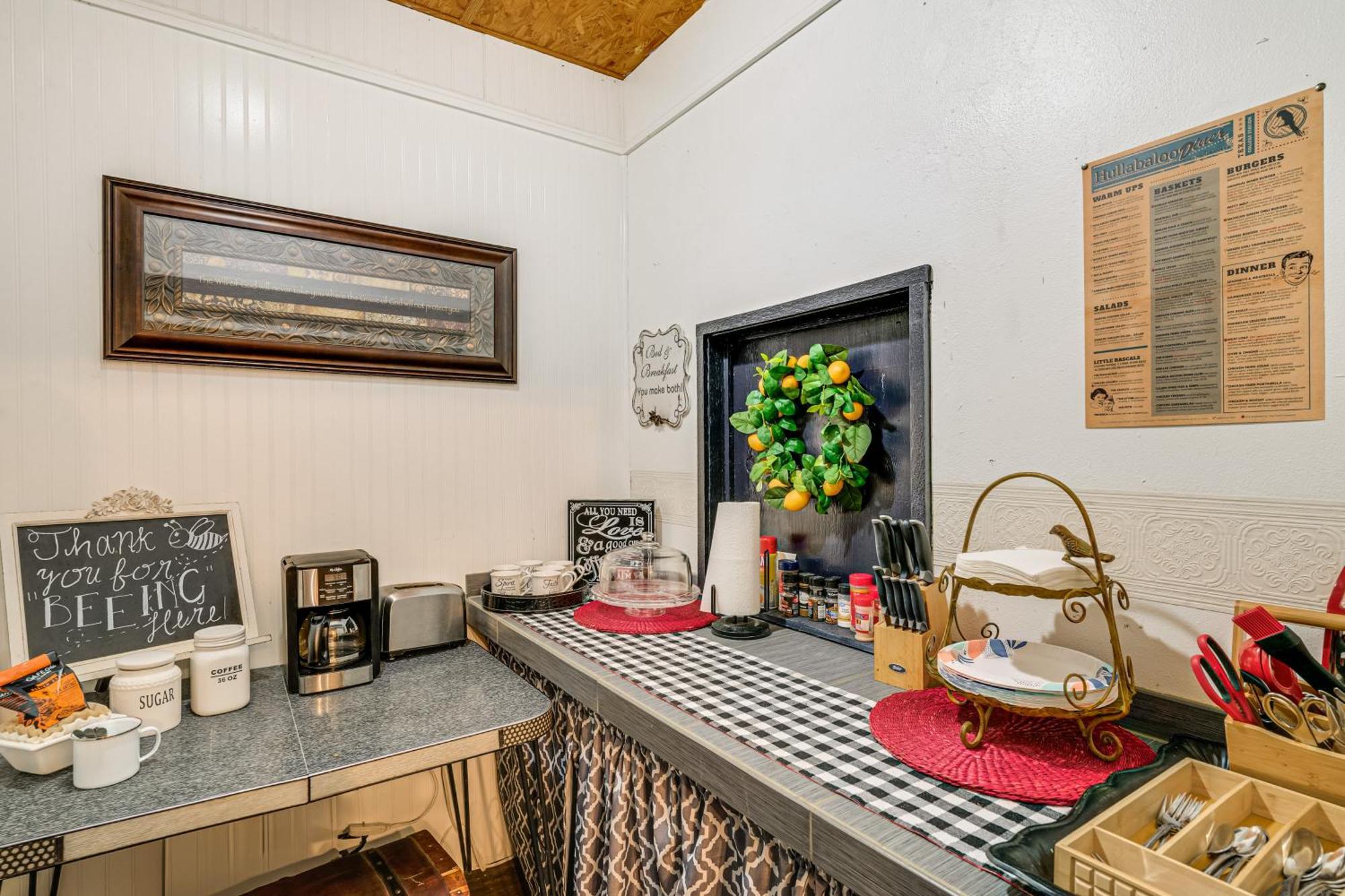 College Station Getaway With Hot Tub And Courtyard! Villa Exteriör bild